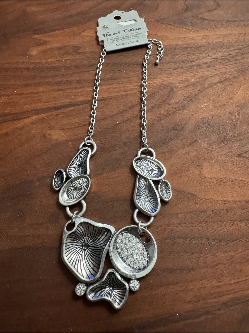 Hannah Collection Silvertoned Abstract Bib Necklace w/Crystal Accents *READ*